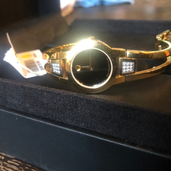 Mavado Amorosa watch main image 3
